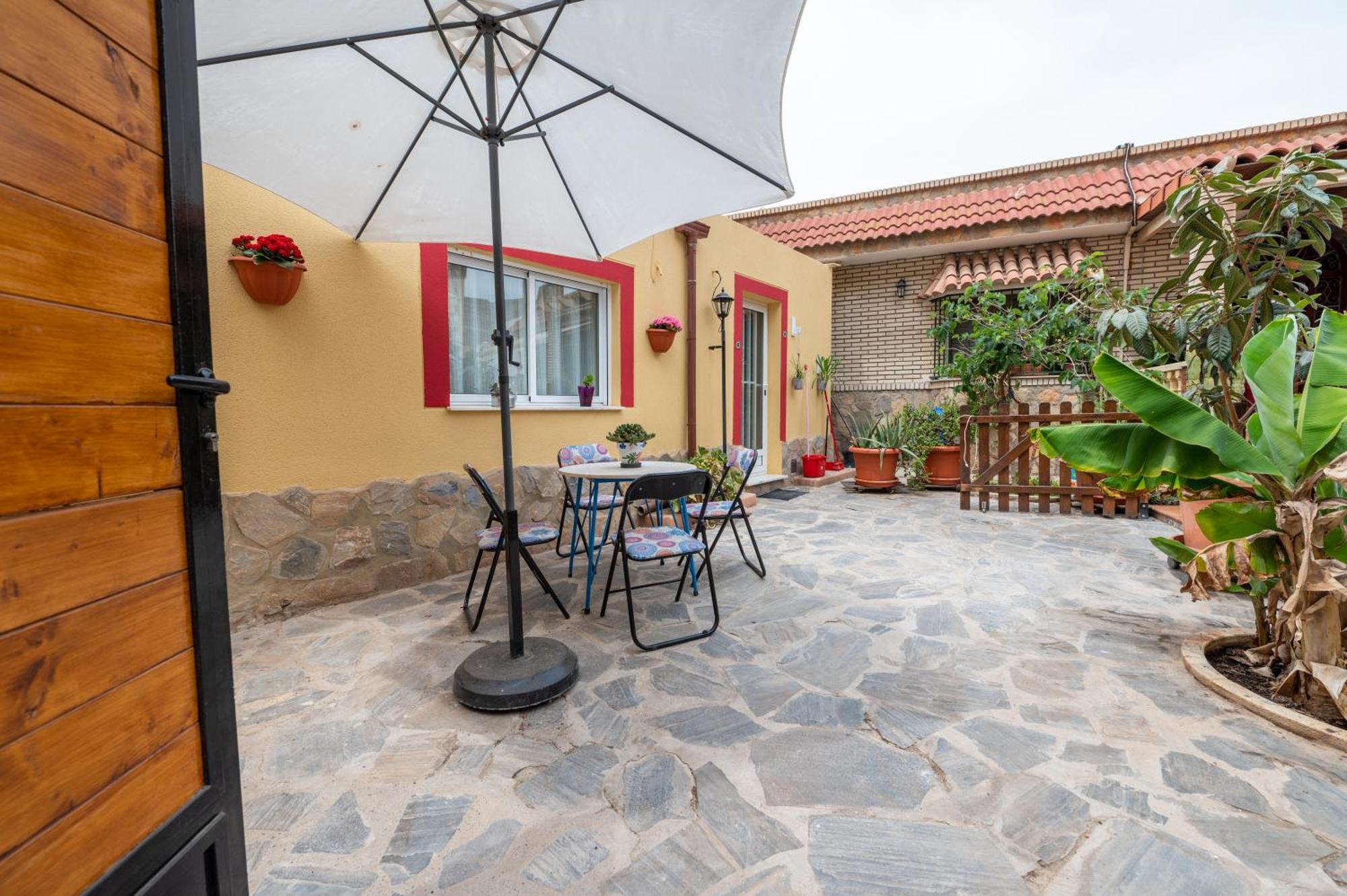 הוילה El Campillo del Moro Casa "La Gata Azul" Con Jardin Privado מראה חיצוני תמונה